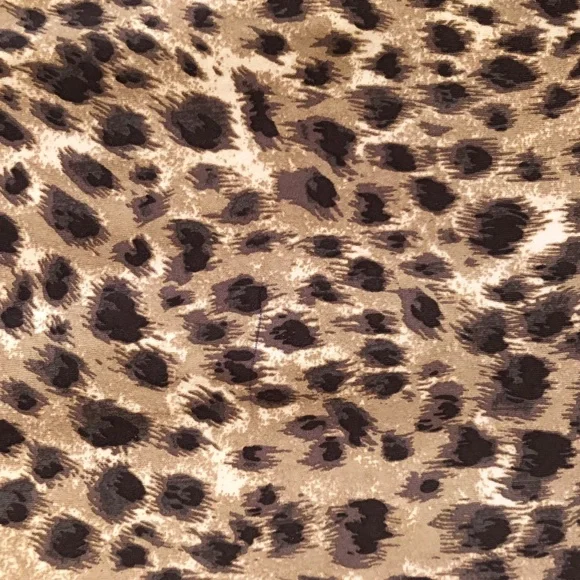 J. McLaughlin: Leopard printed fitted dress, size small - Picture 2 of 6